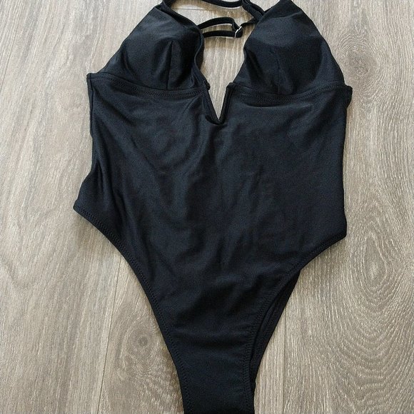 Cupshe Swim Nwt Cupshe Deep V Low Back One Piece Swimsuit Poshmark